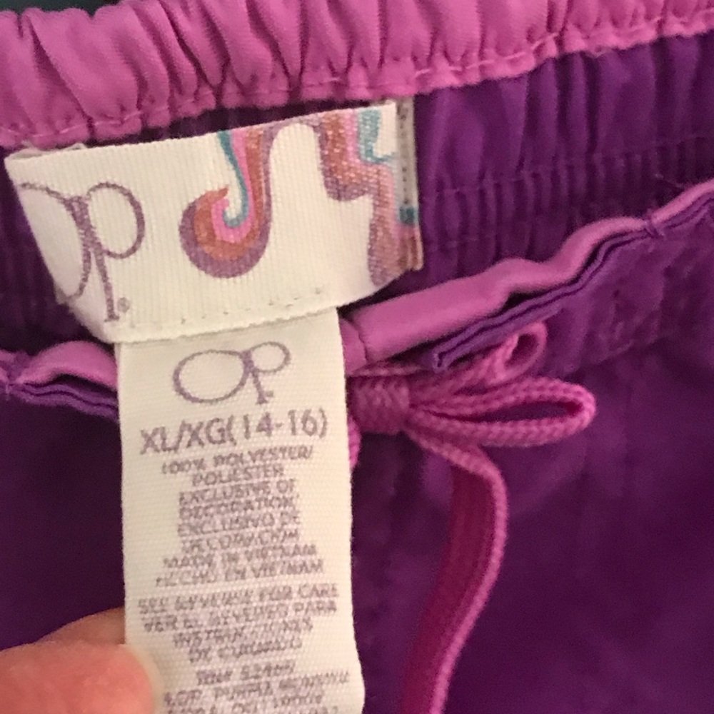 Shorts - Picture 4 of 4